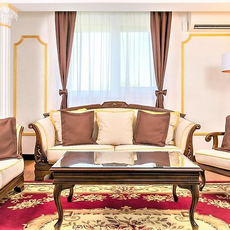 My Hotel Apartments Бухарест Экстерьер фото